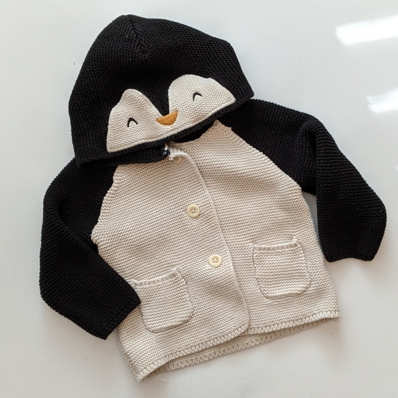 GAP Other - ✨Host Pick✨ Gap Baby Brannan Penguin Sweater 6-12M